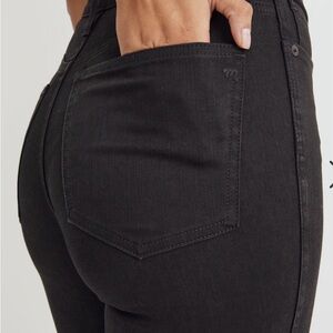 Curvy Roadtripper Skinny Jean Black/Dark Gray Wash - Worn Once